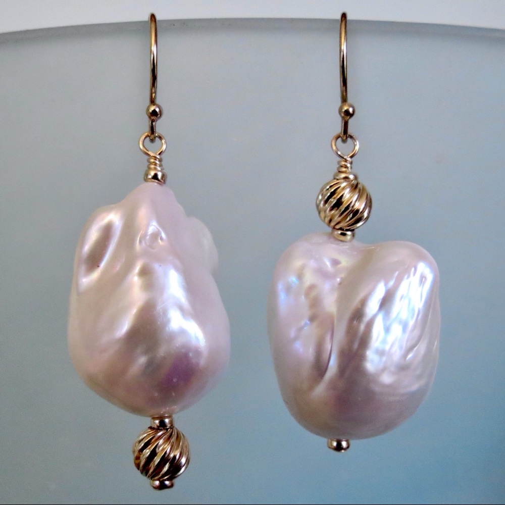 NWT Asymmetrical Gold Baroque Pearl Earrings